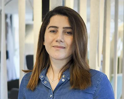 Ensieh-Zahmatkesh_sm-17ef59ba